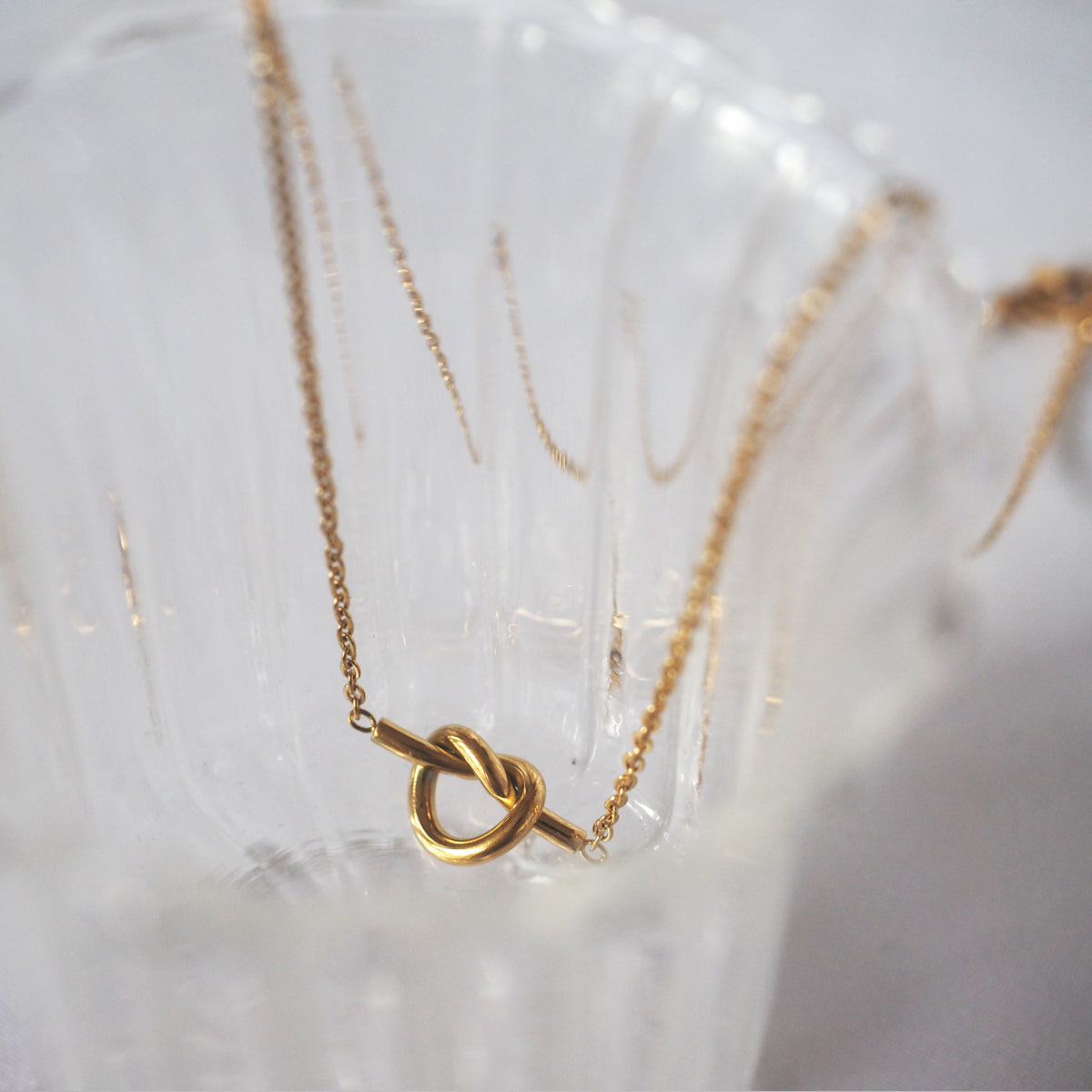 Knot Necklace
