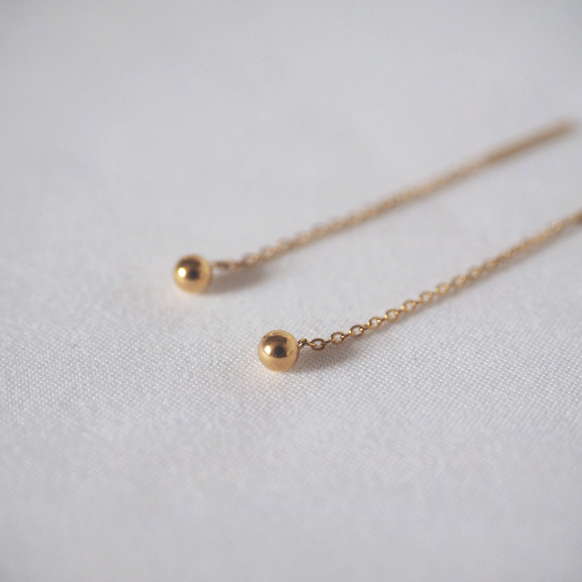 Lela Minimal Drop Earrings