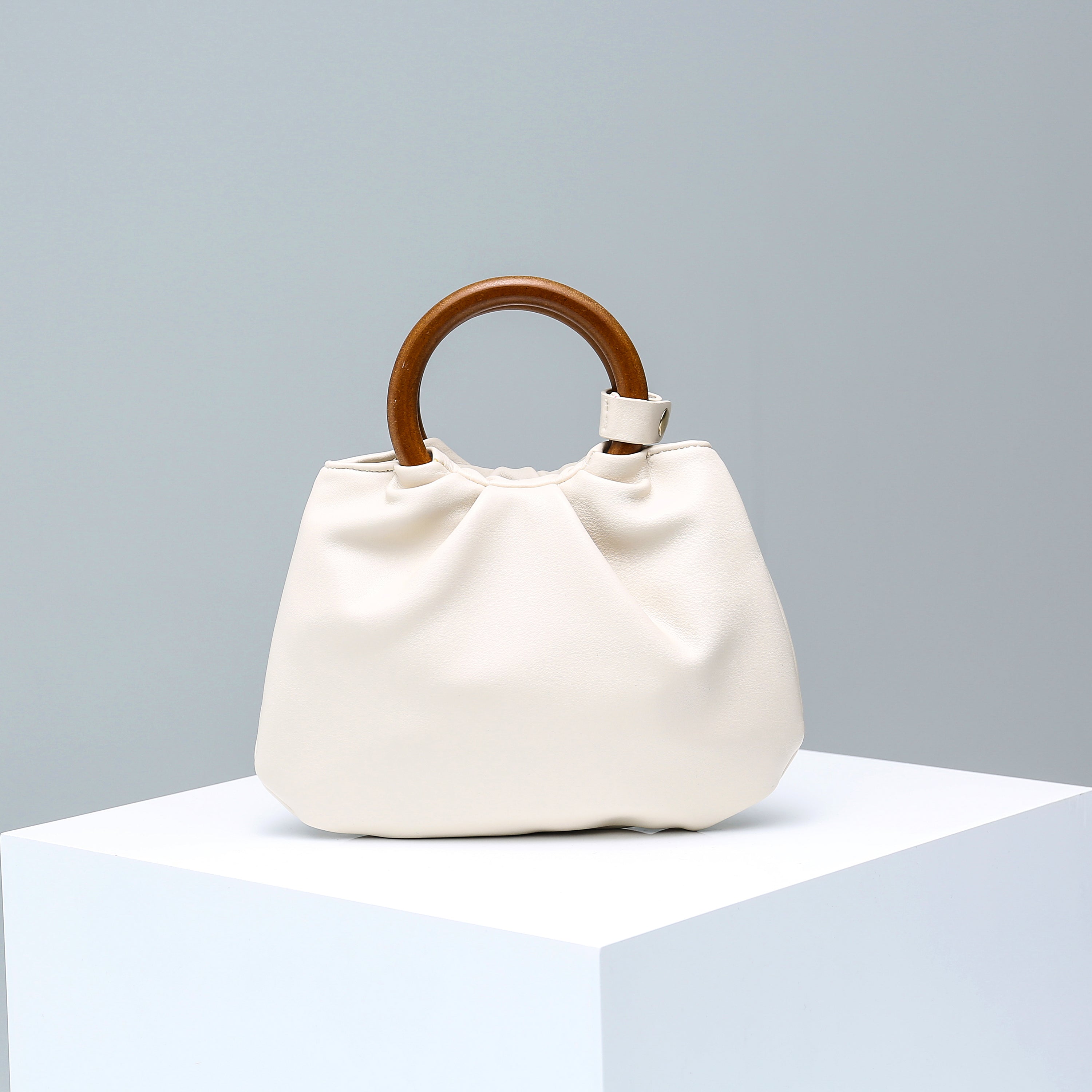 Laura Wooden Handle Bag - Cream - éclater jewellery