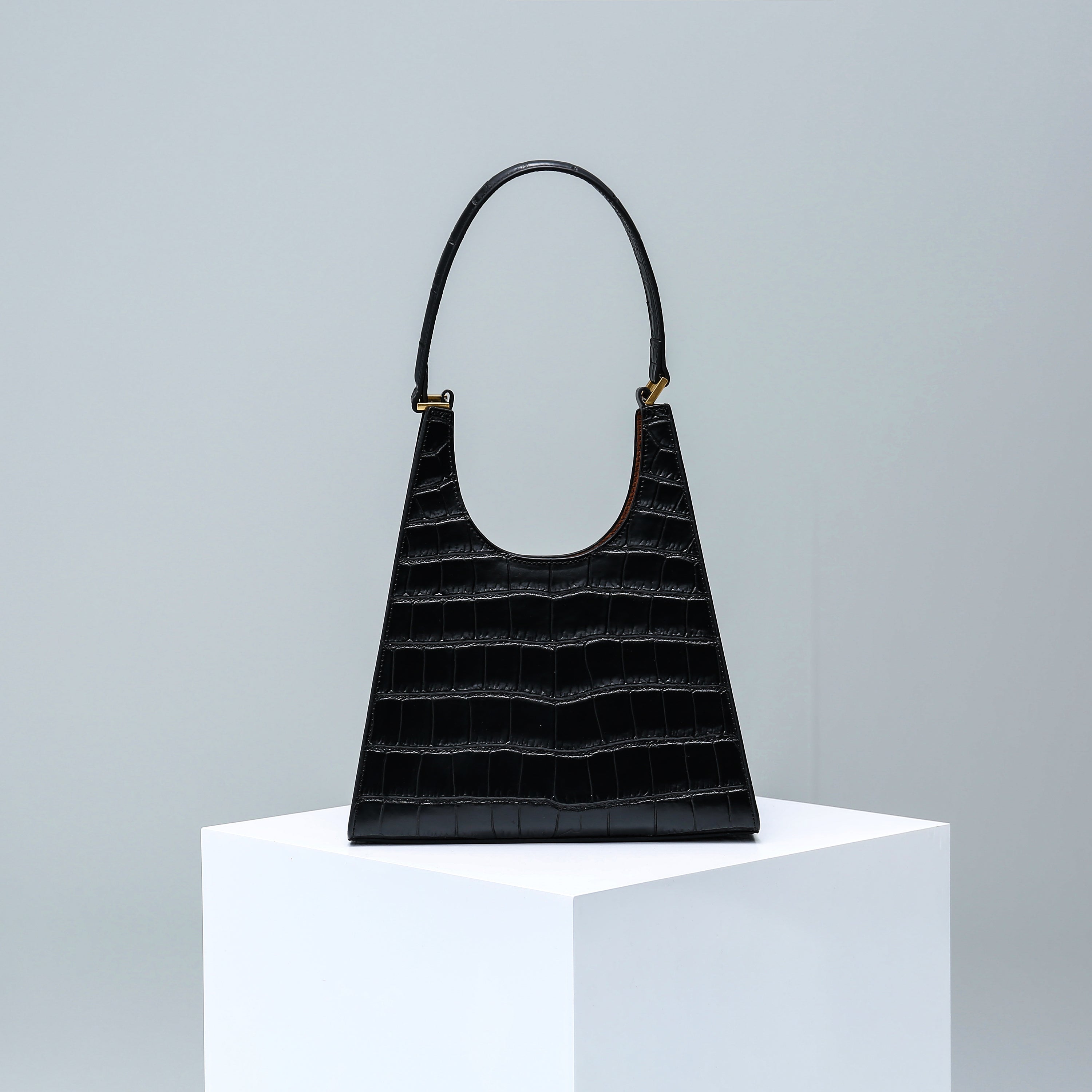 Roy Croc-Embossed Leather Bag - Black - éclater jewellery