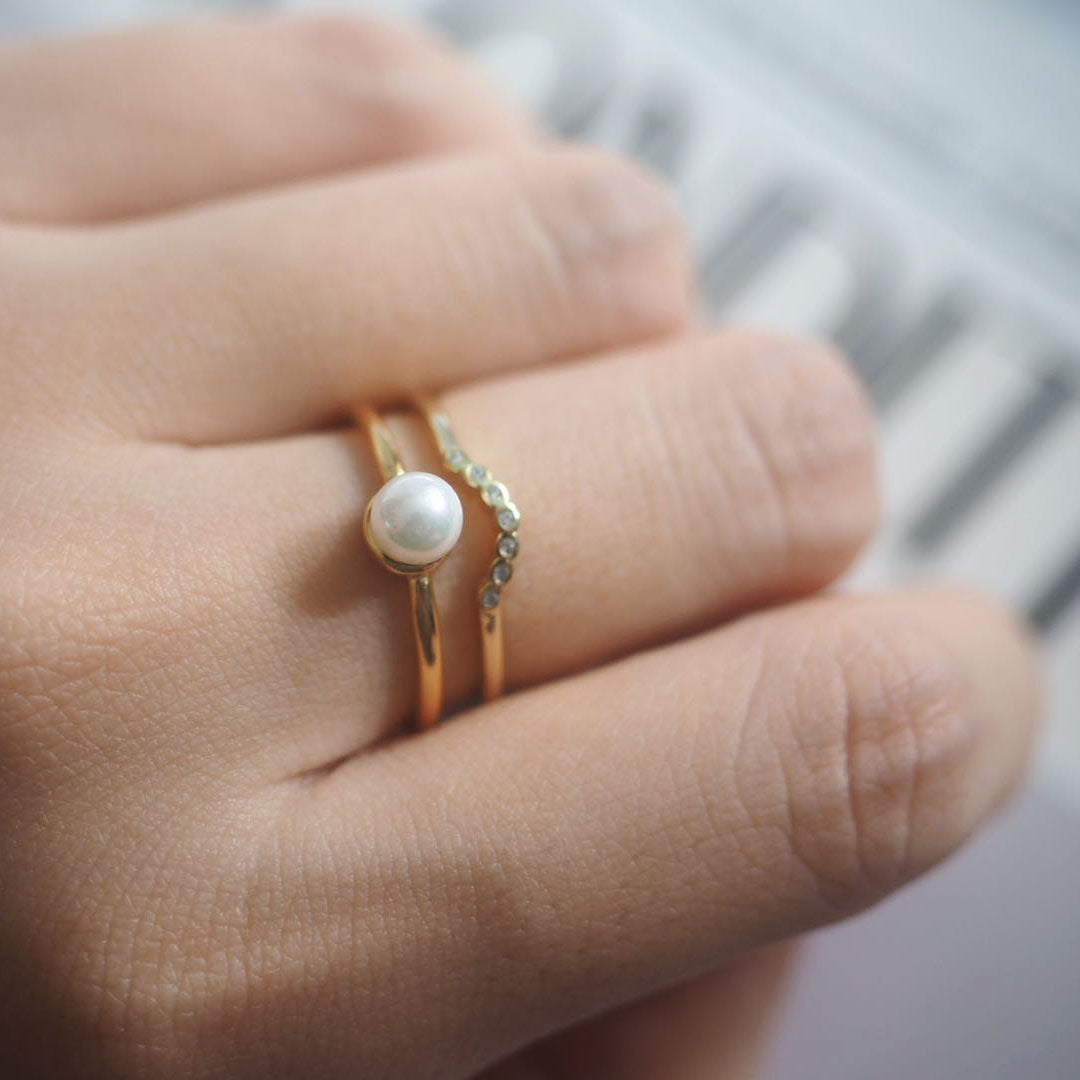 Neci Pearl Ring