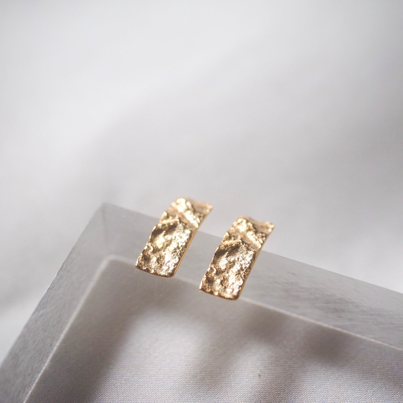 Ula Uneven Plate Earrings - éclater jewellery
