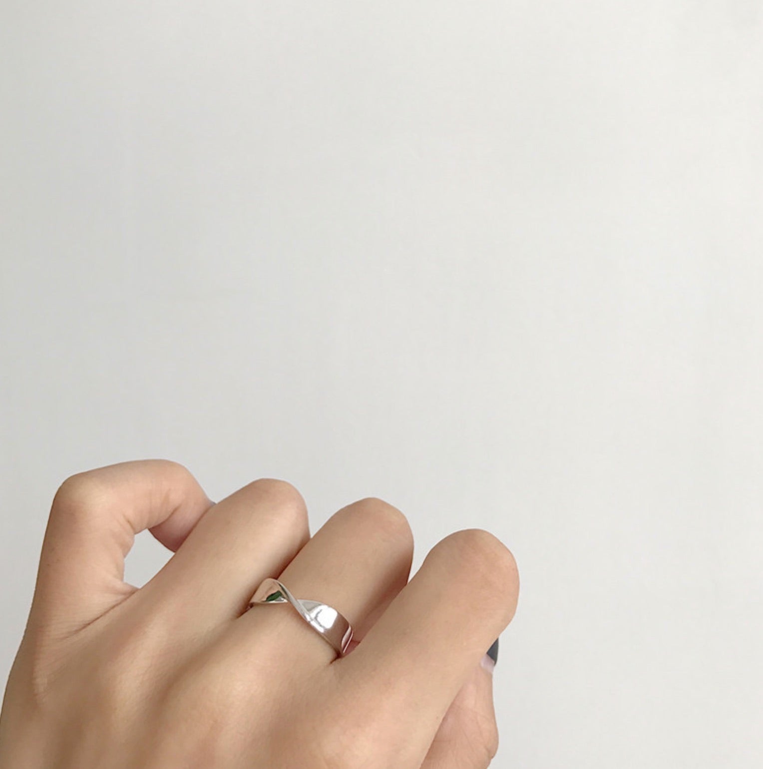 Rali Twisted Silver Ring - éclater jewellery