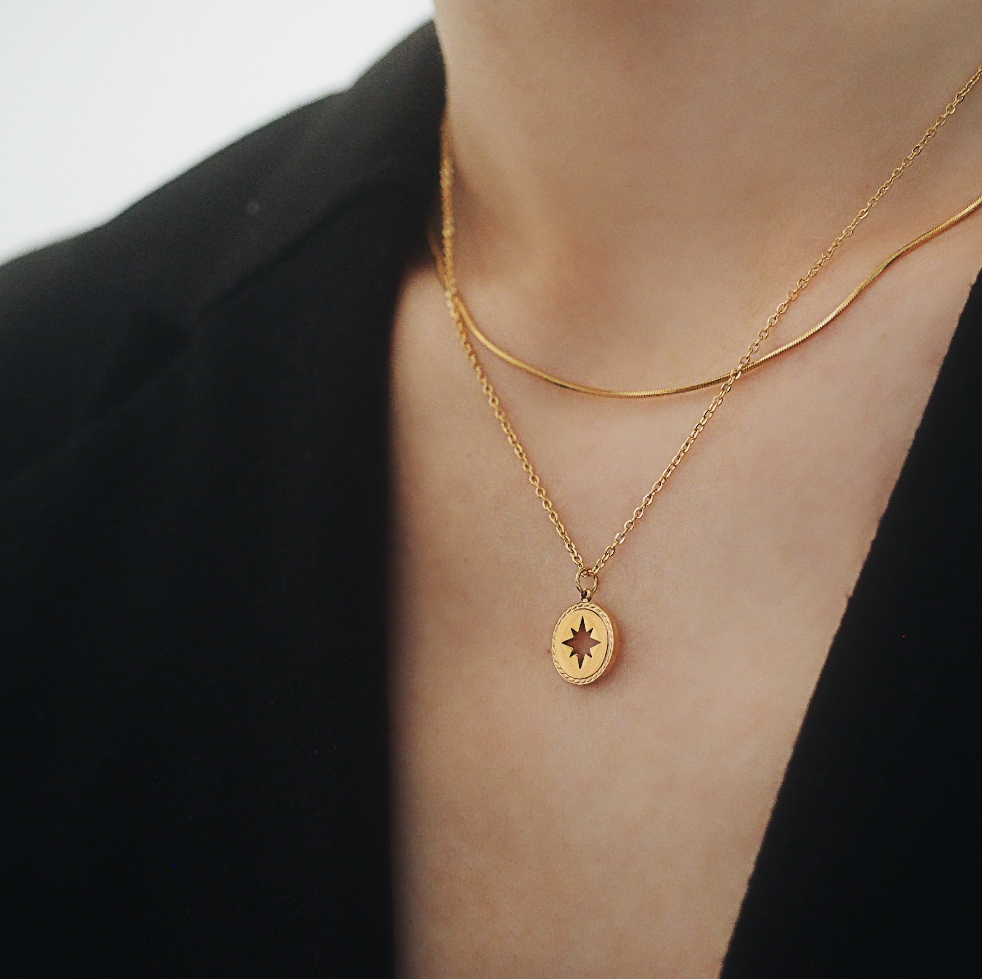 Umme Starry Necklace - éclater jewellery