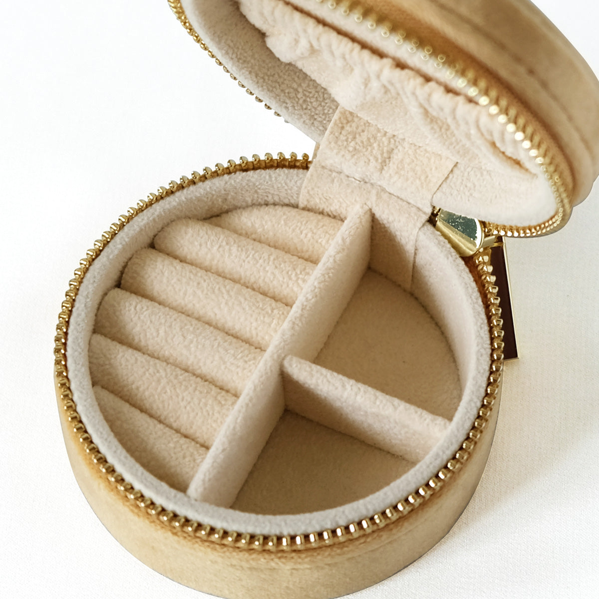 Velvet Jewellery Travel Organiser Case - Khaki - éclater jewellery