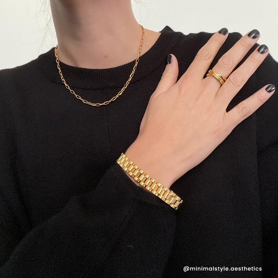 Yetty Cross Ring