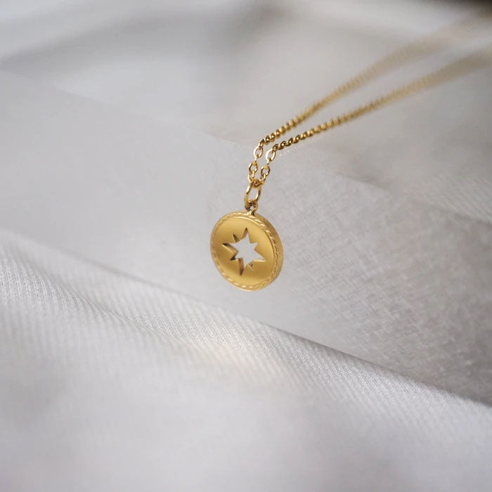 Umme Starry Necklace - éclater jewellery