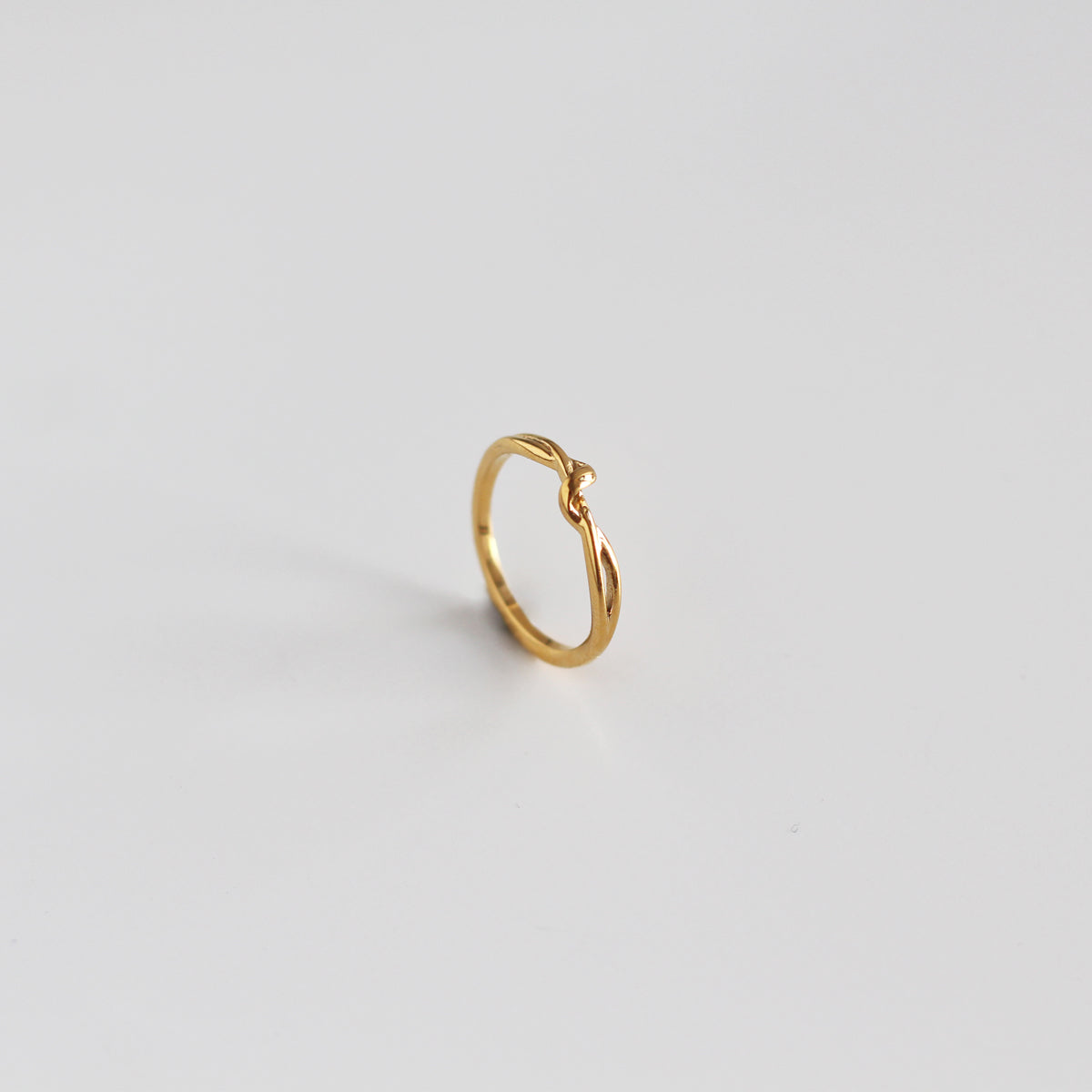 Andrea Knot Ring