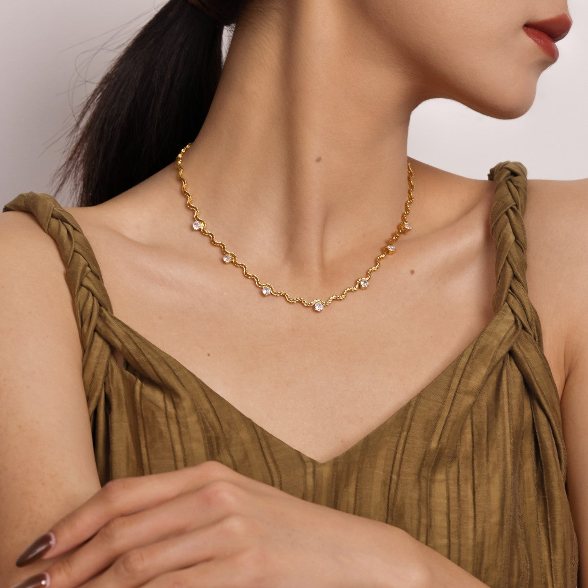 Merle Wave Cubic Zirconia Necklace