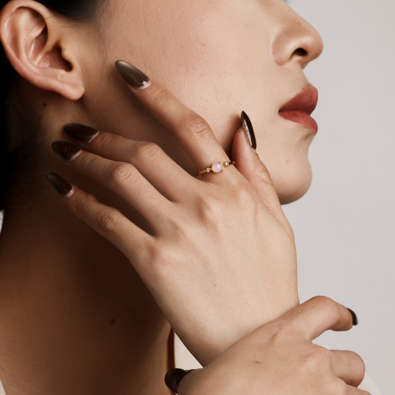 Maika Moonstone Ring