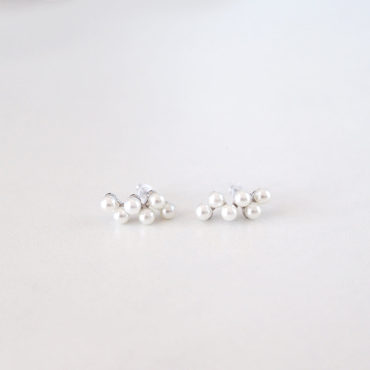 Riley Pearls Earrings