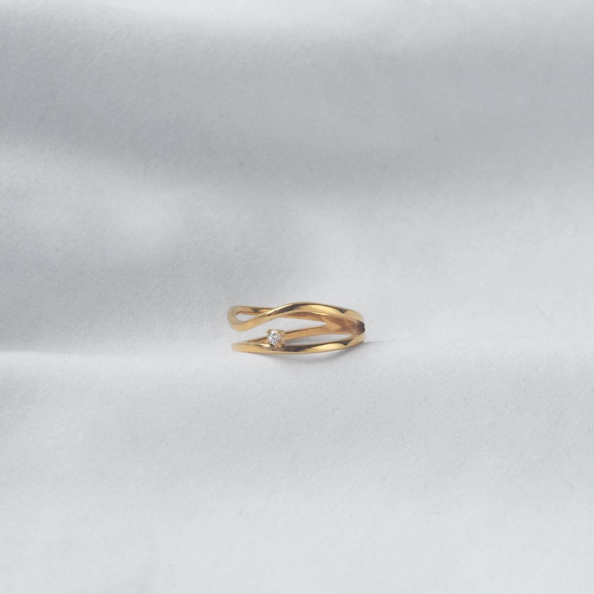 Zilpah Double Curved Ring