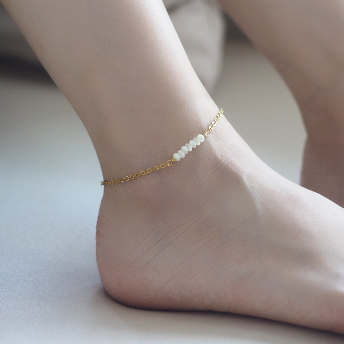 Mother-of-Pearl Bead Anklet Bracelet