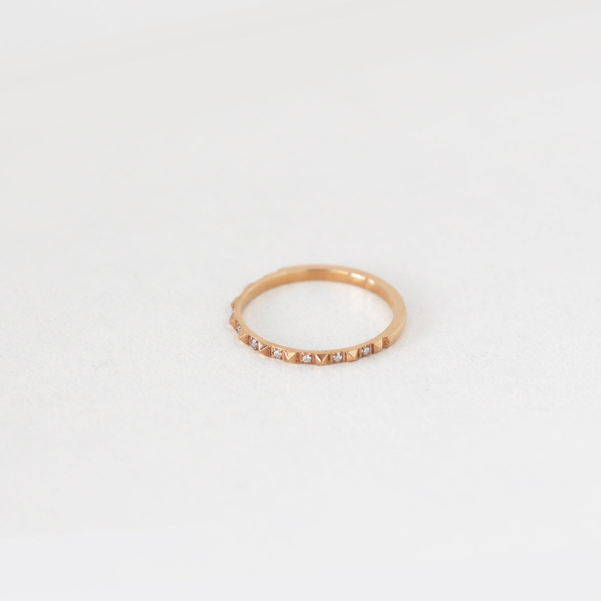 Bel Stud Fine Ring