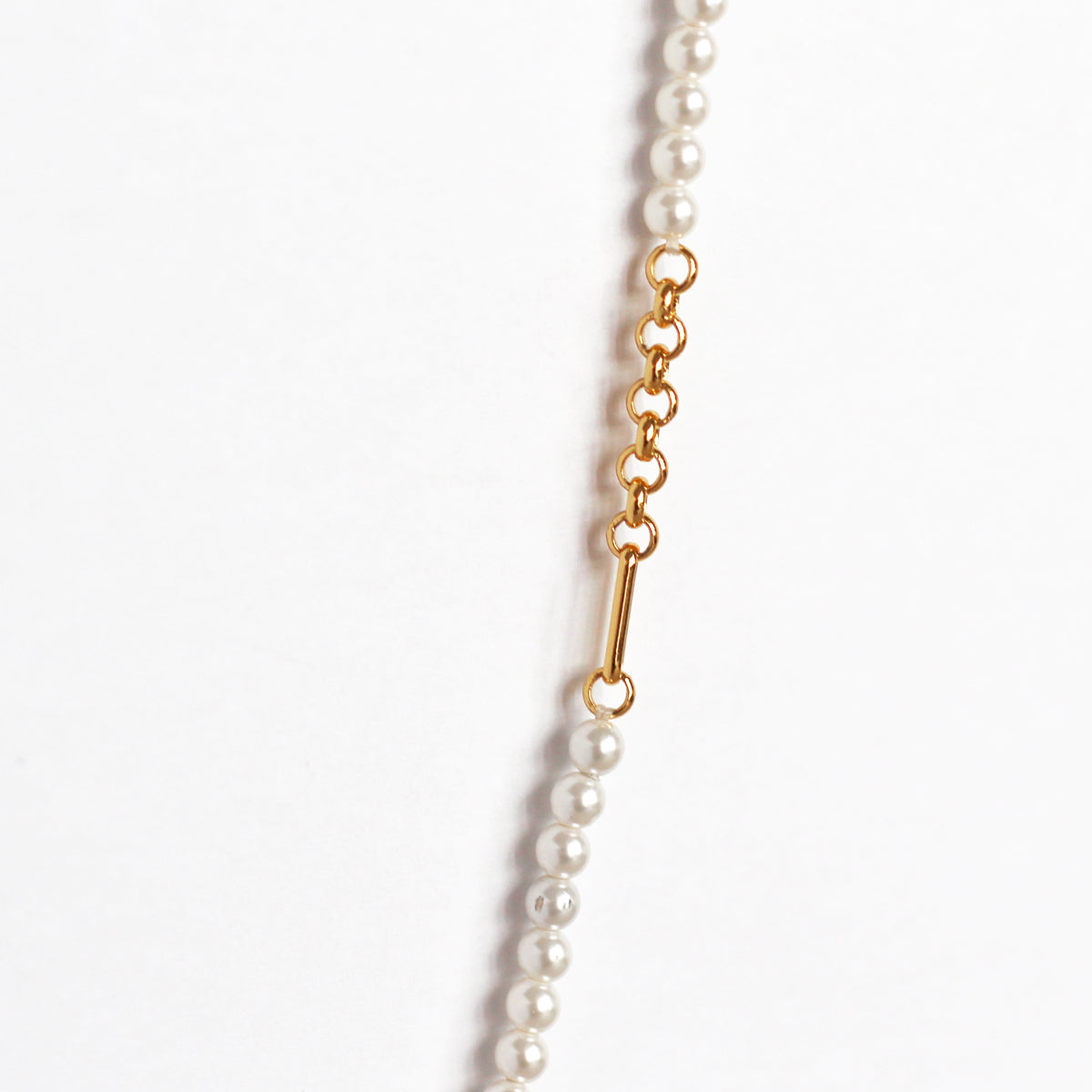 Liby Pearls Necklace