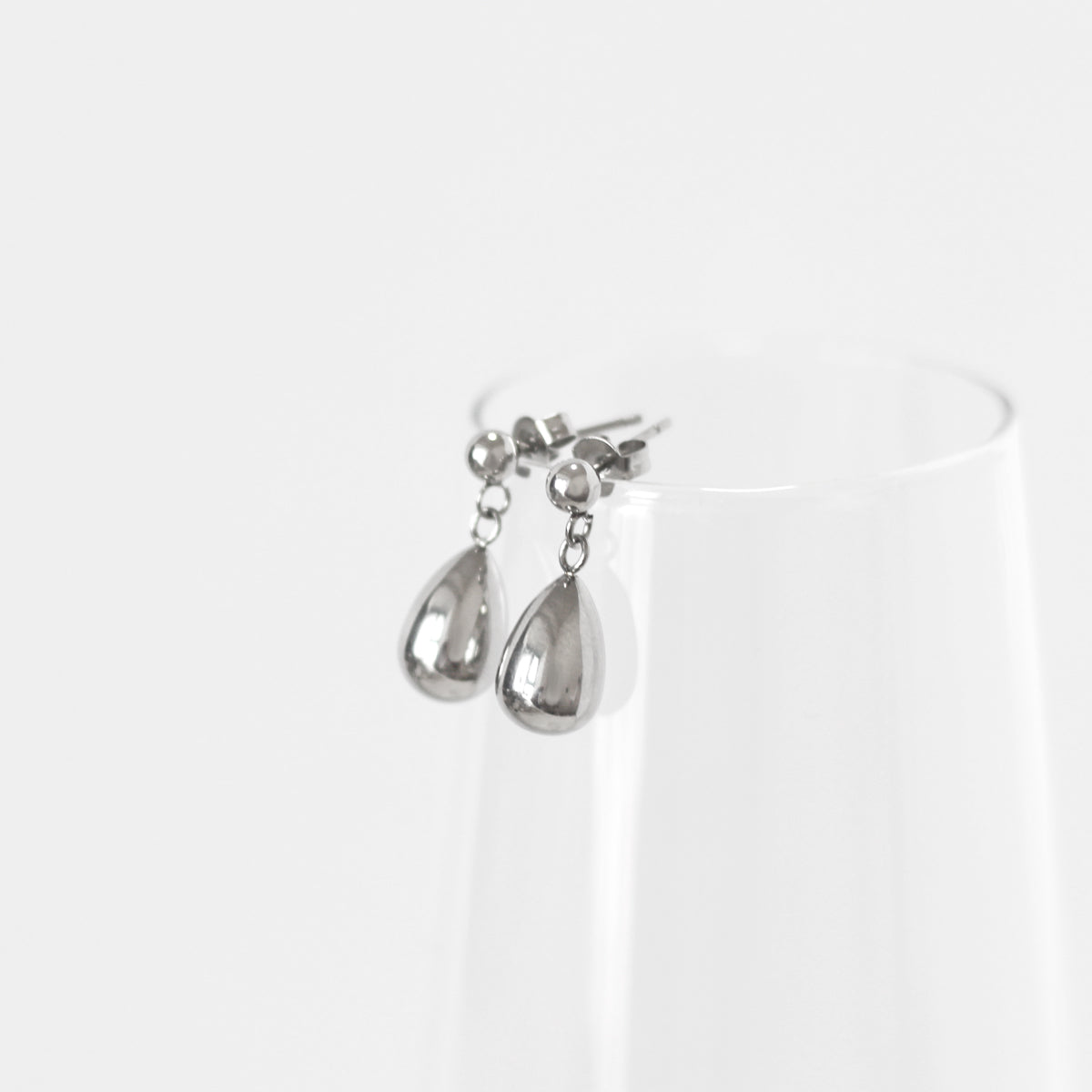 Freya Waterdrop Earrings