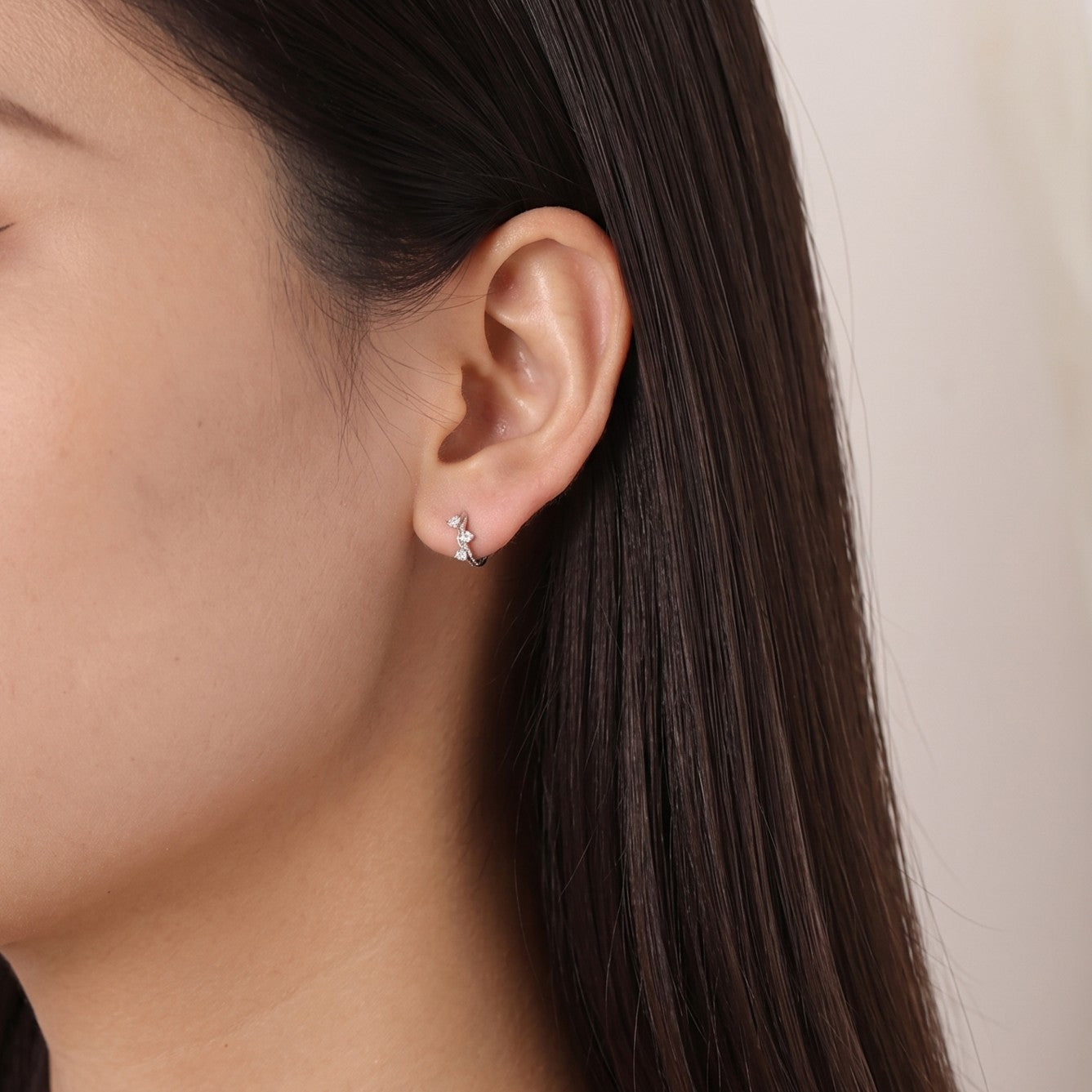 Nataly Wavy Cubic Zirconia Hoop Earrings