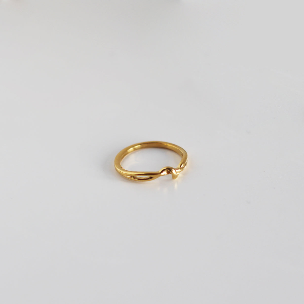 Andrea Knot Ring