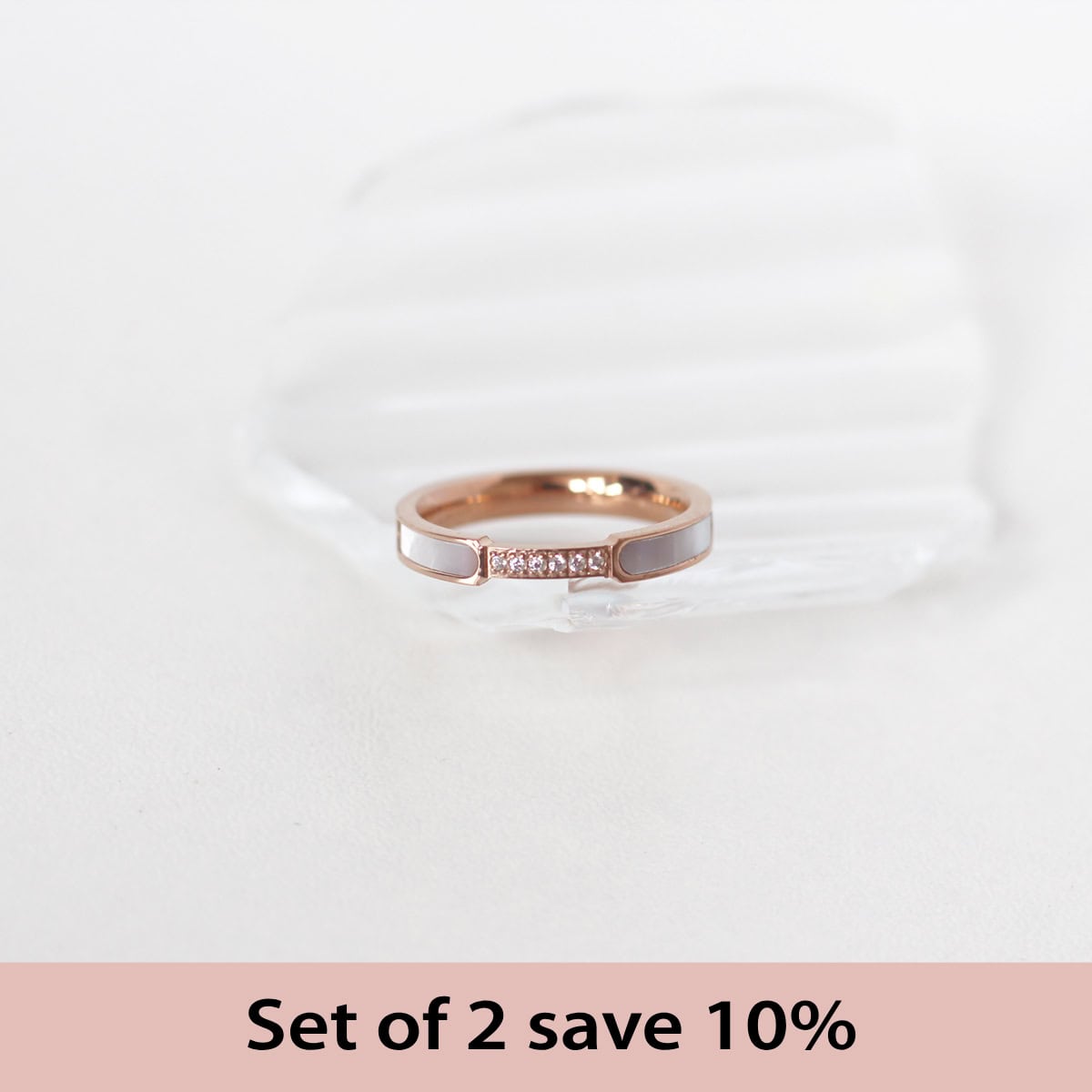 [Set of 2] Cyndi Crystal Shell Ring