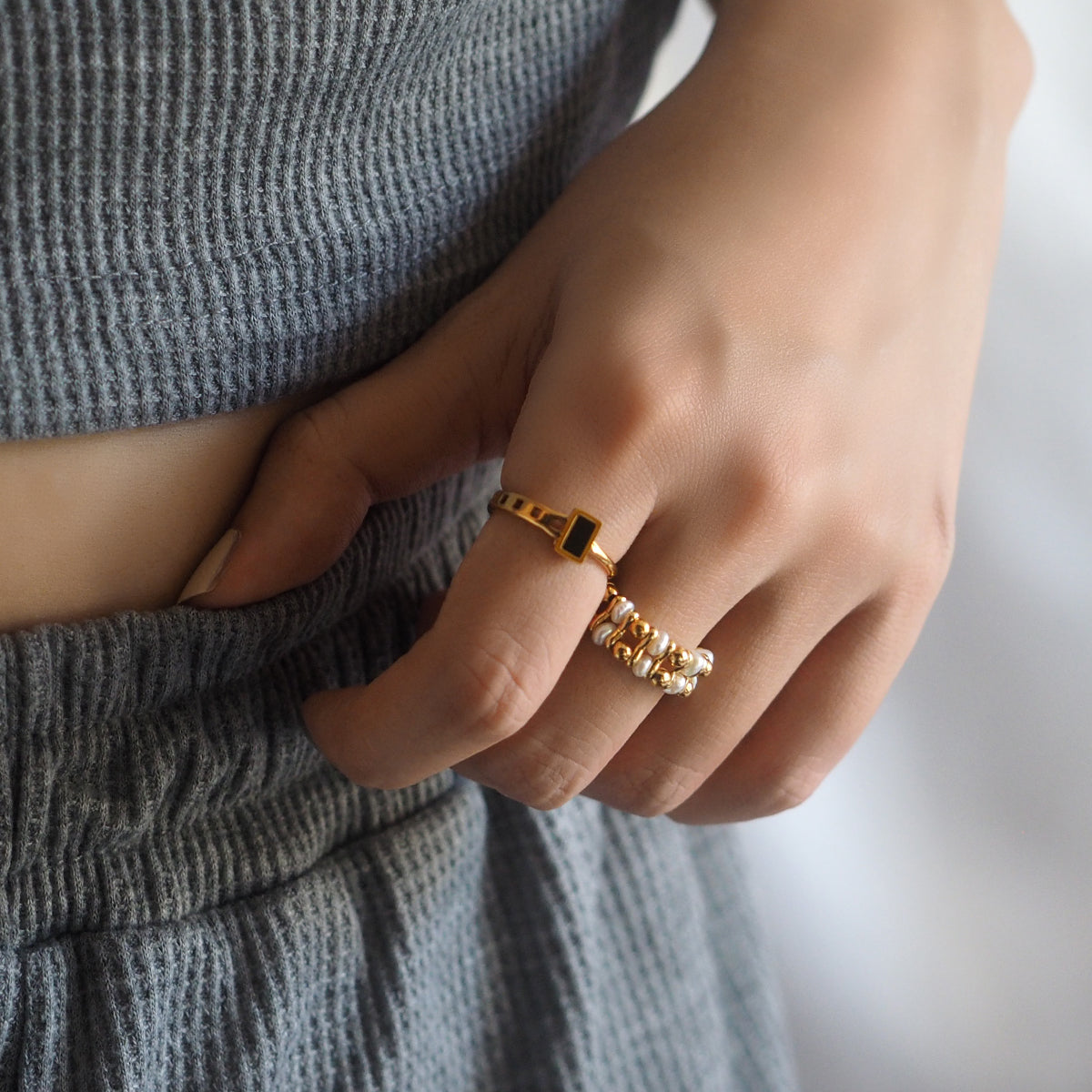 Vicq Black Square Ring