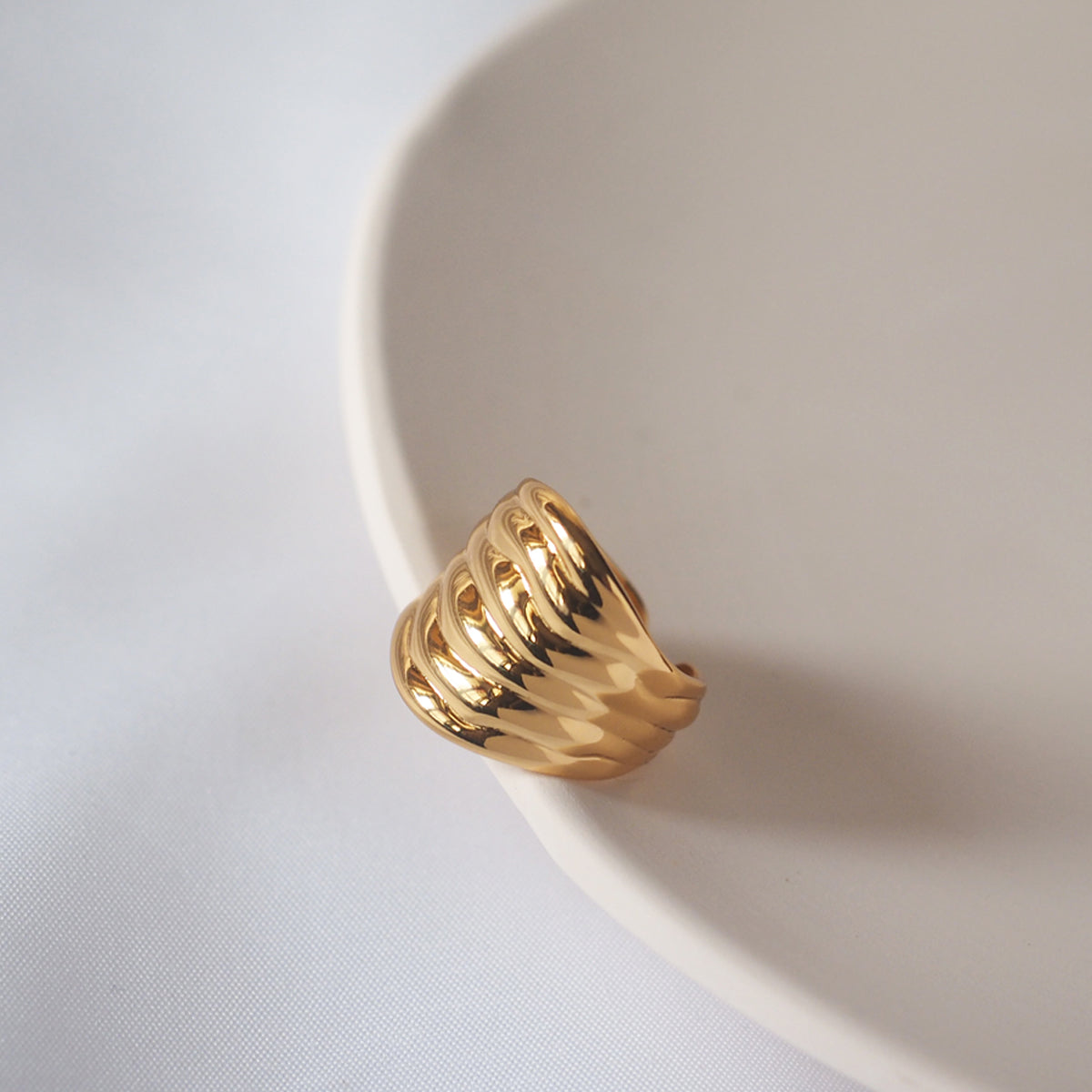 Gemma Wave Ring