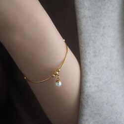 Jan Pearl Drop Bracelet