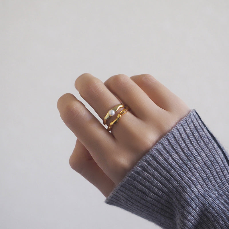 Vere Pearl Ring