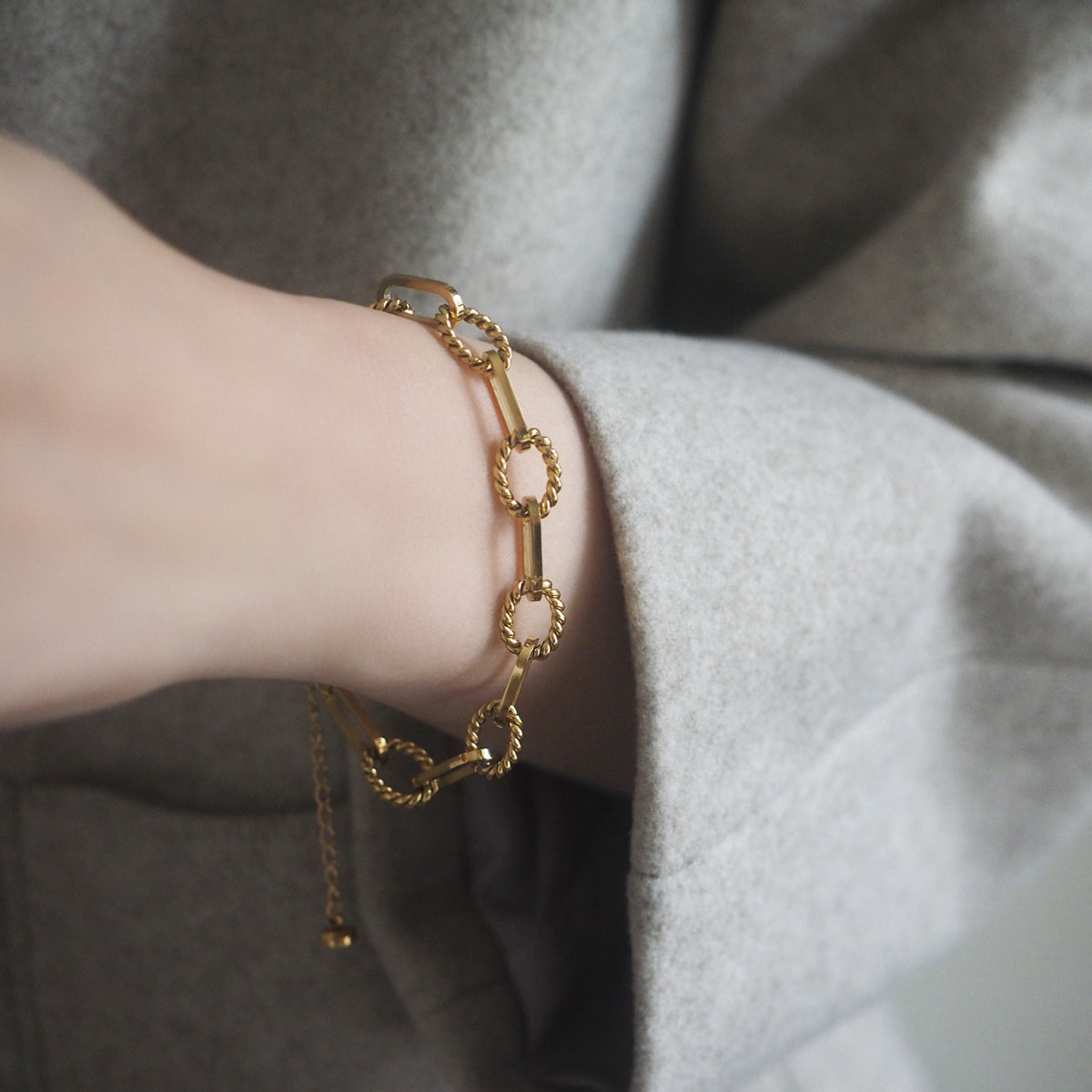 Creissant Chain Bracelet