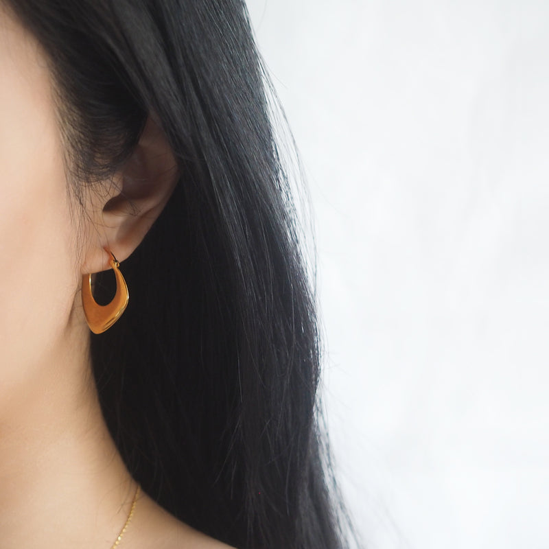 Trisha Hoop Earrings