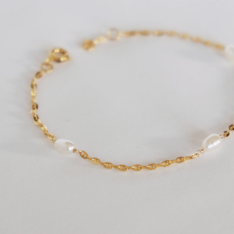 Noeele Pearls Bracelet