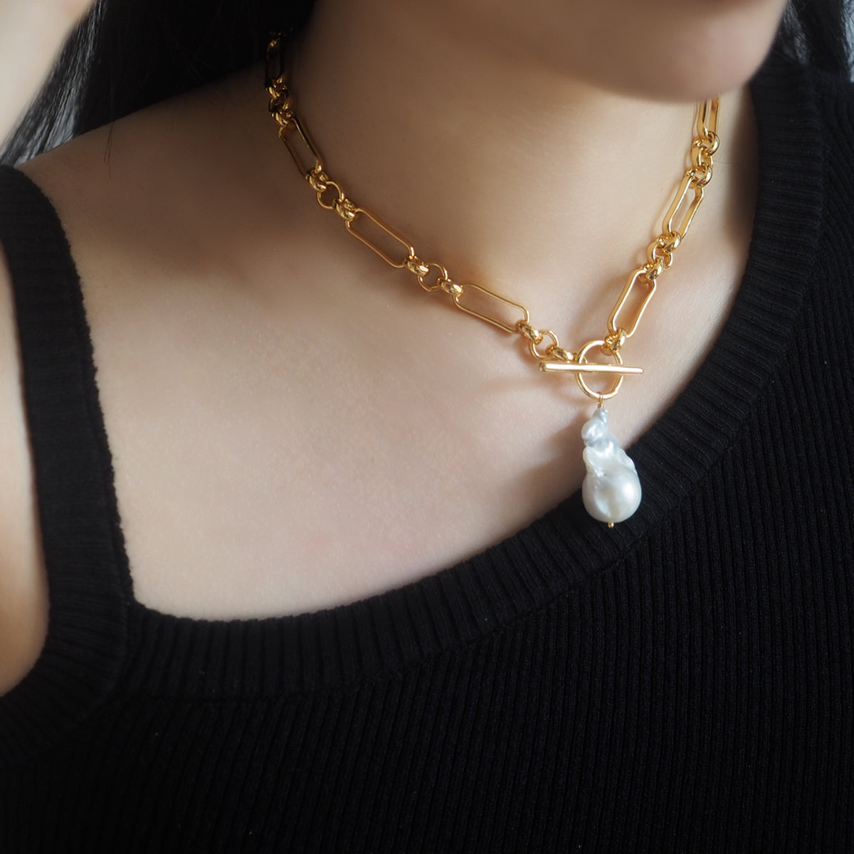 Madelyn Pearl Drop Necklace