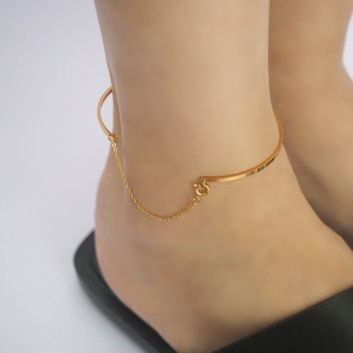 Leonie Ankle Bracelet