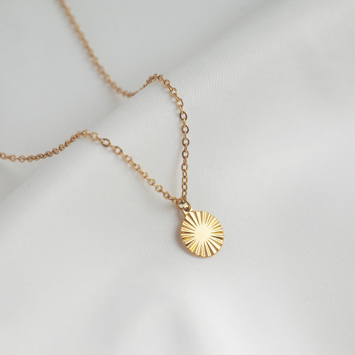 Leola Disc Necklace