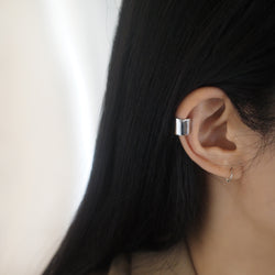 La Row Wide Ear Cuff