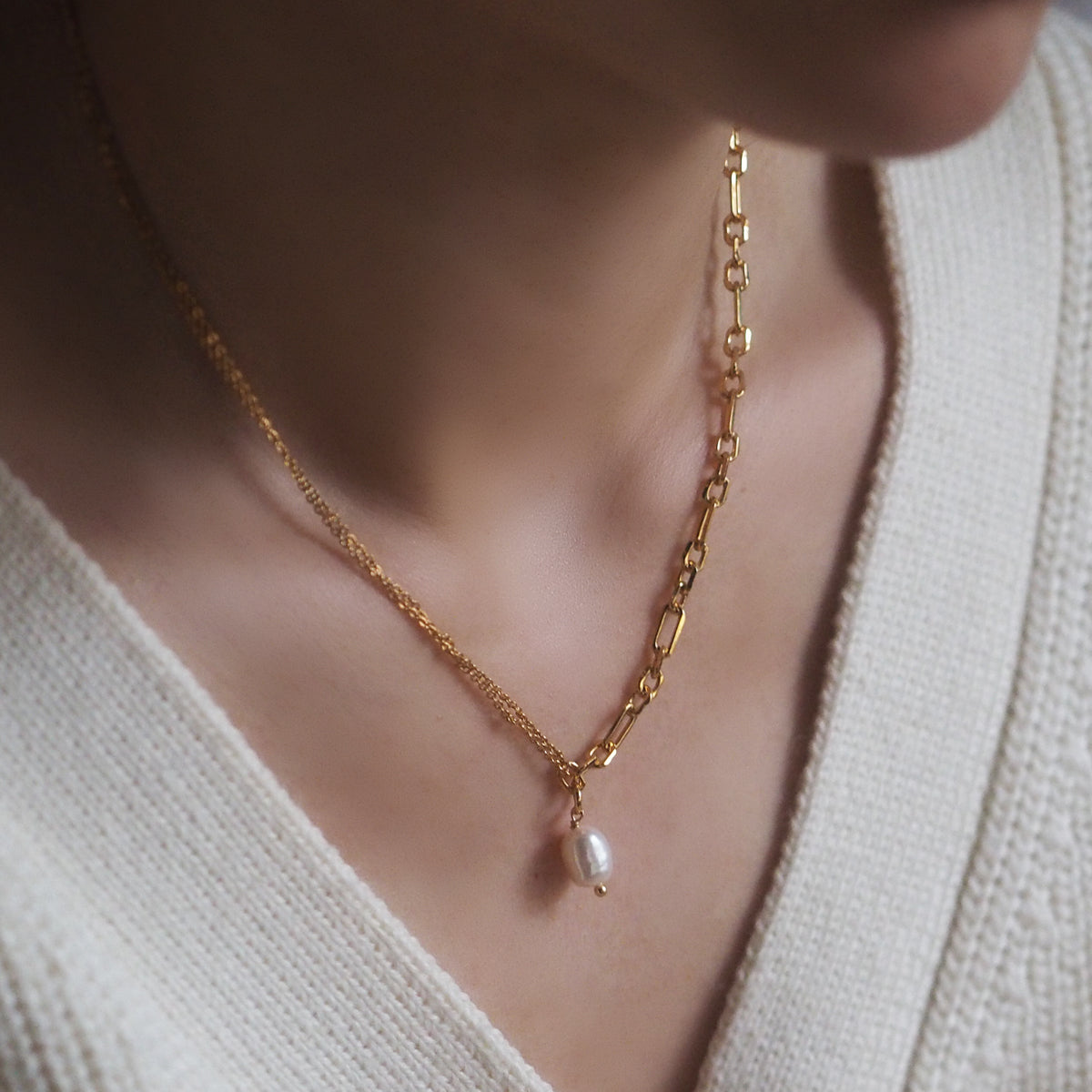 Kari Mixed Chain Drop Pearl Necklace