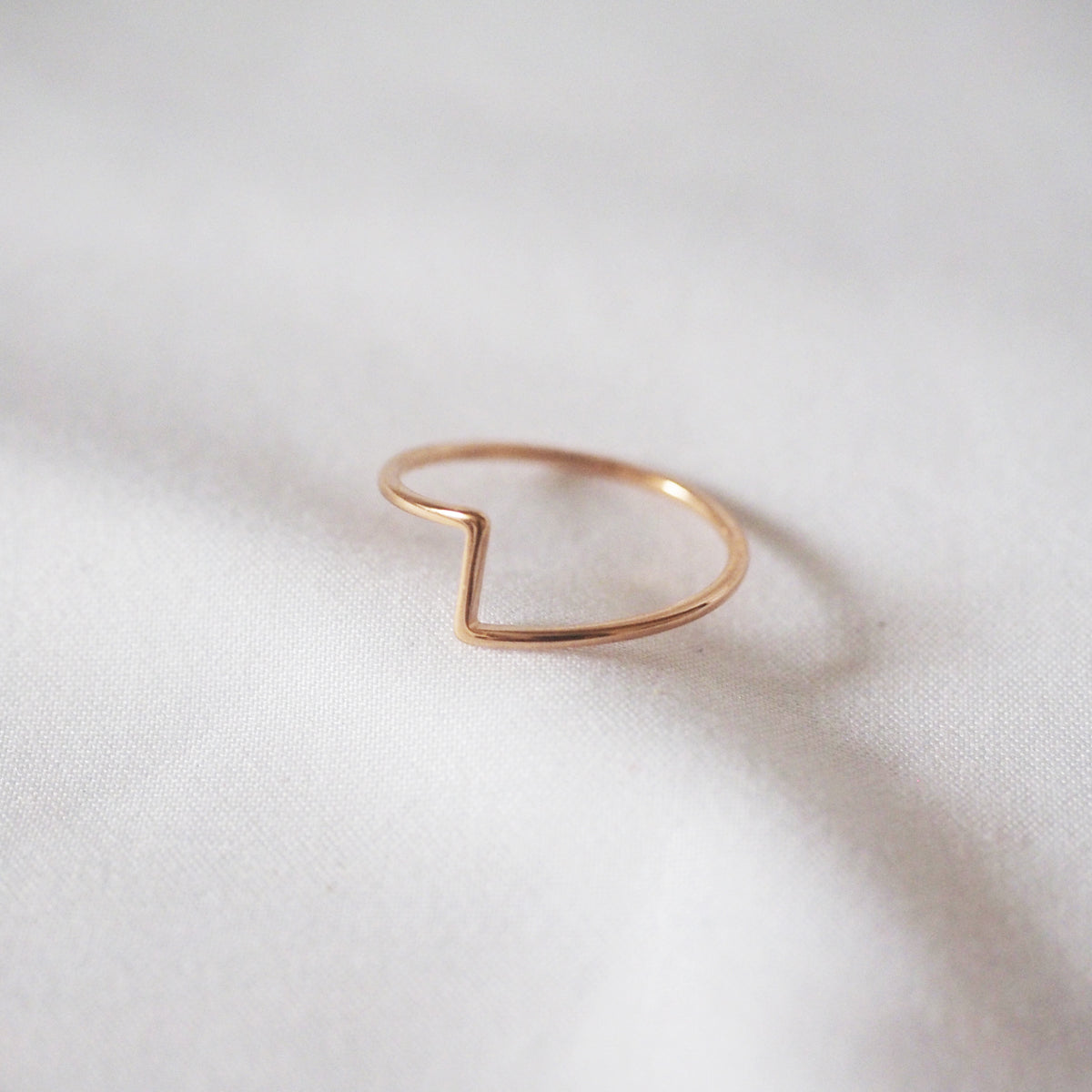 Denisha Line Ring