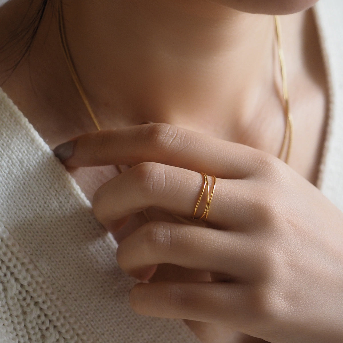 Bette Line Ring