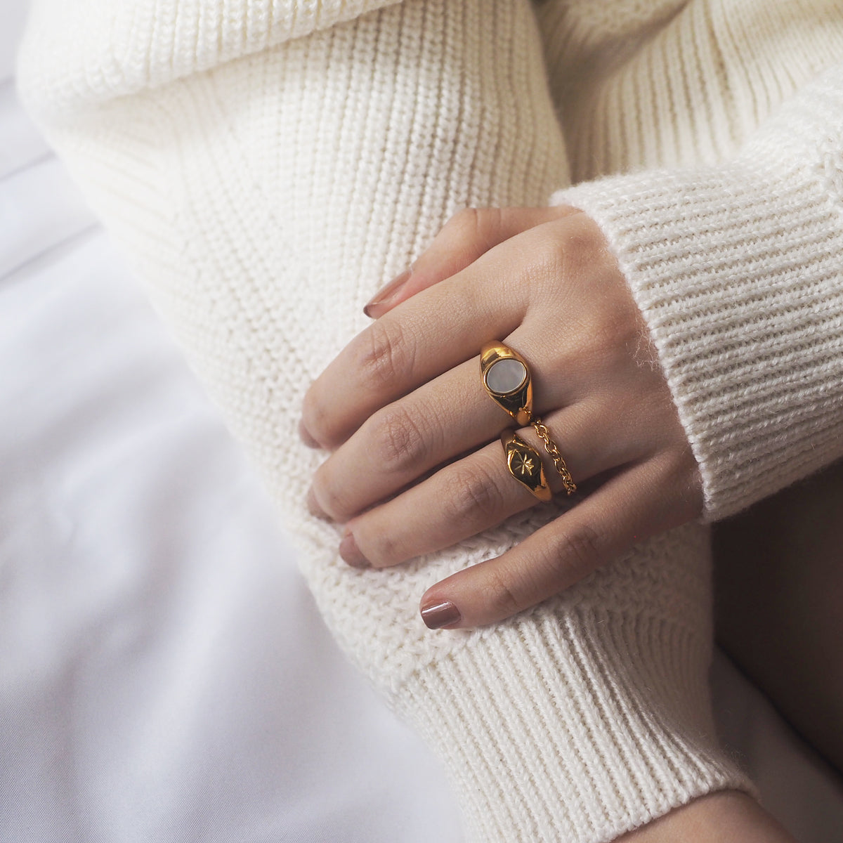 Petit Shell Ring