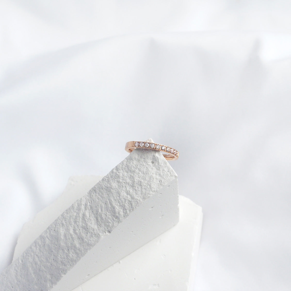 Tahlor Rose Gold Ring