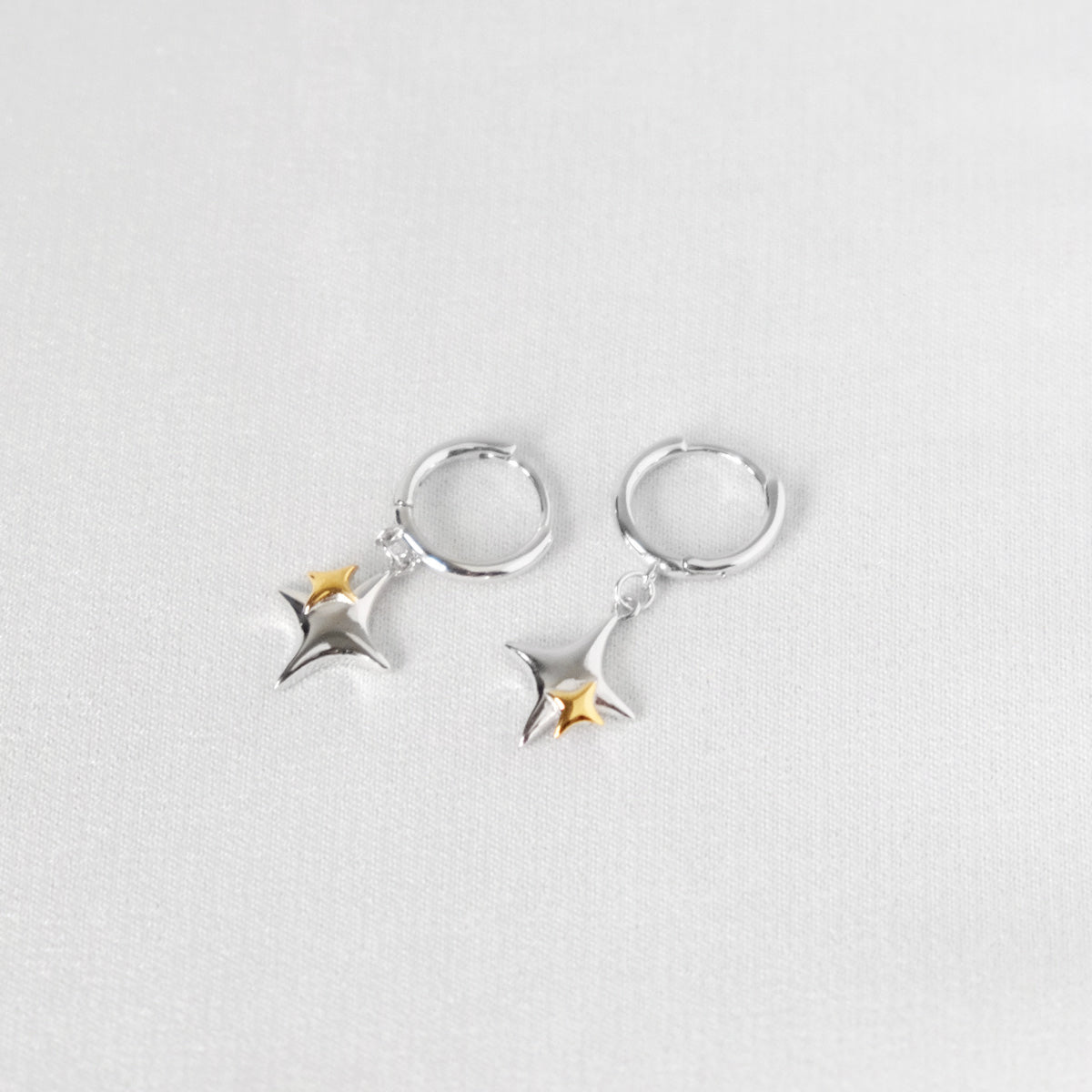 Mignon 2-Tone Starry Earrings