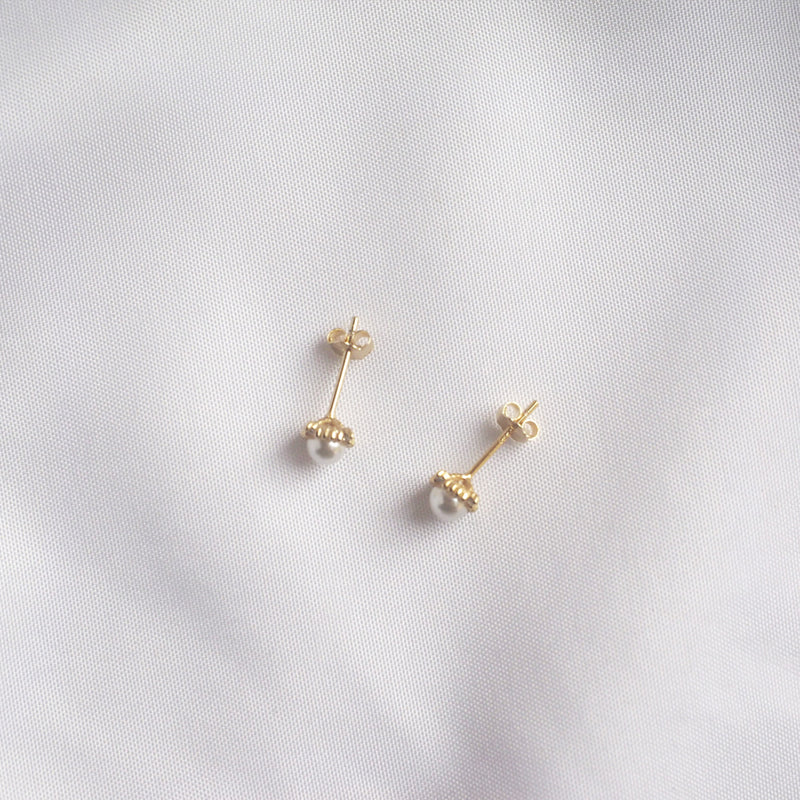 Cammi Pearl Earrings