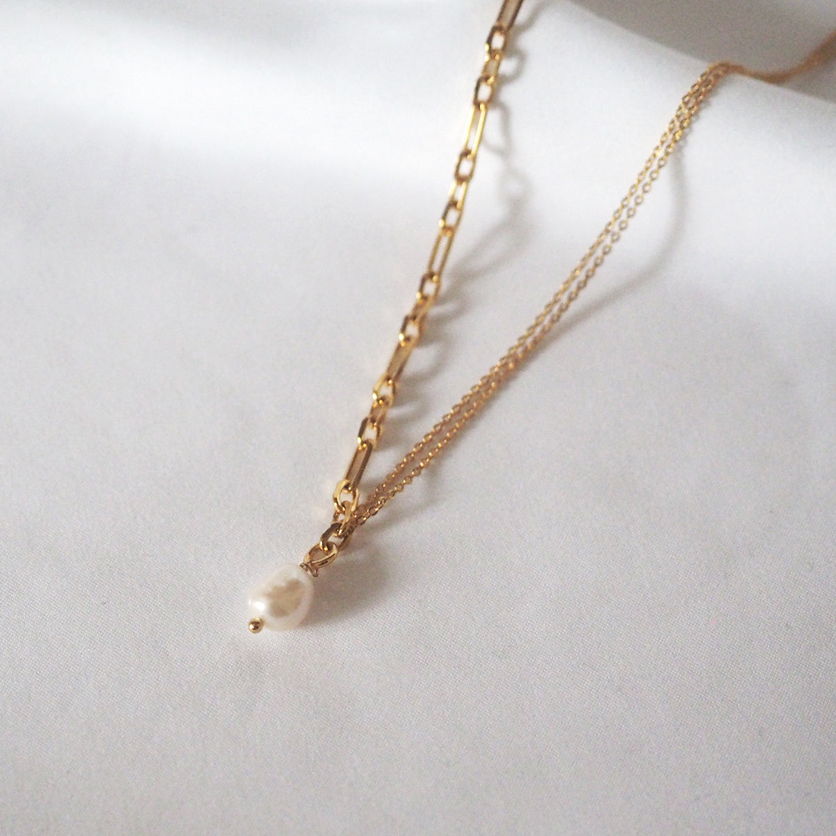 Kari Mixed Chain Drop Pearl Necklace