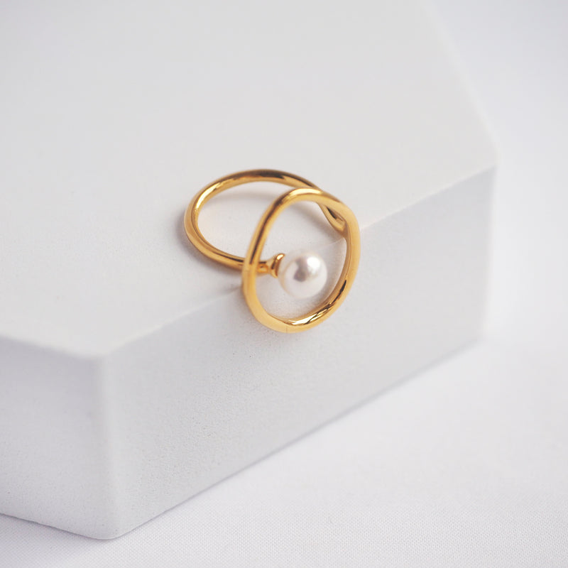 Leonce Pearl Ring