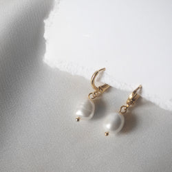 Cheri Pearl Earrings