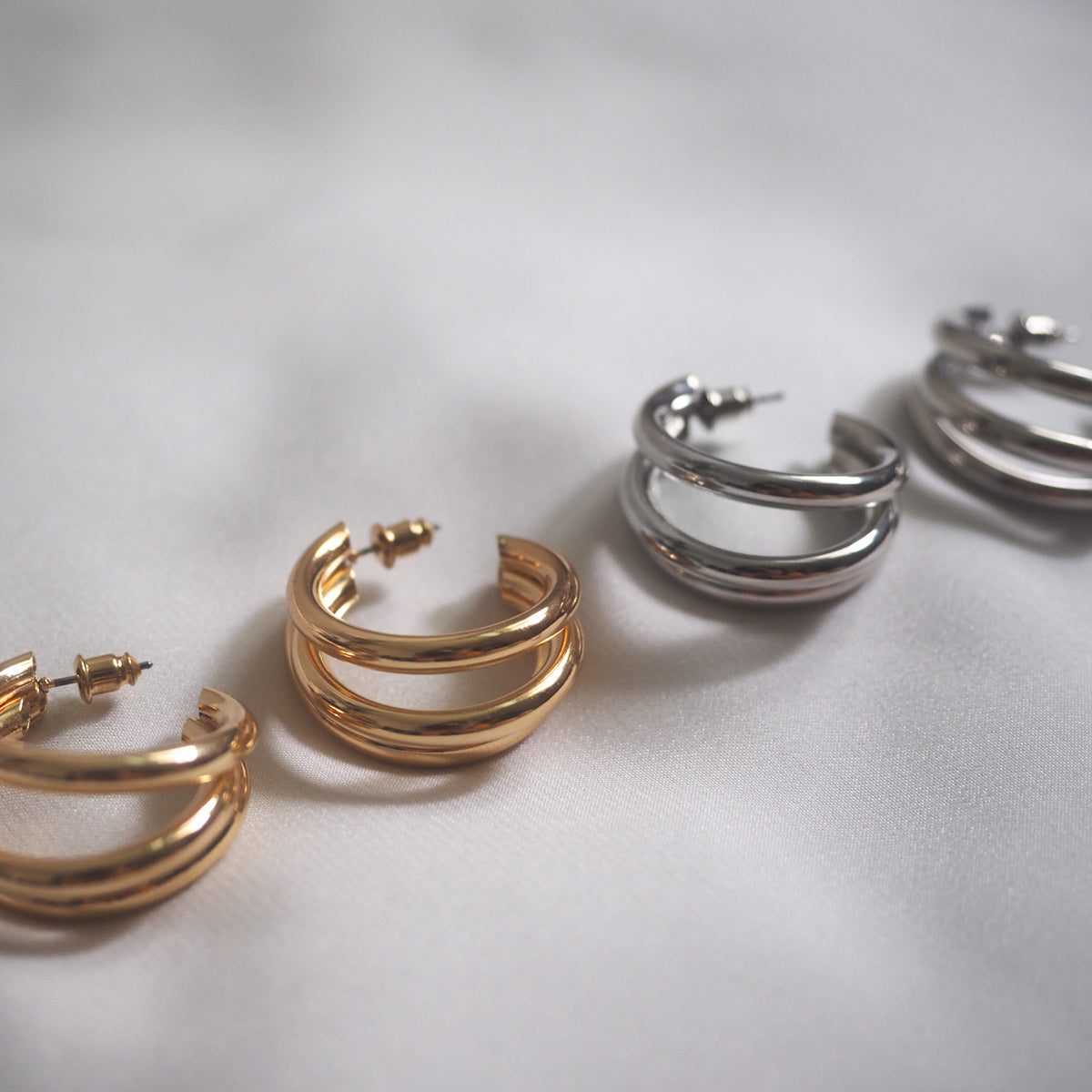 TRIPLE HOOP EARRINGS