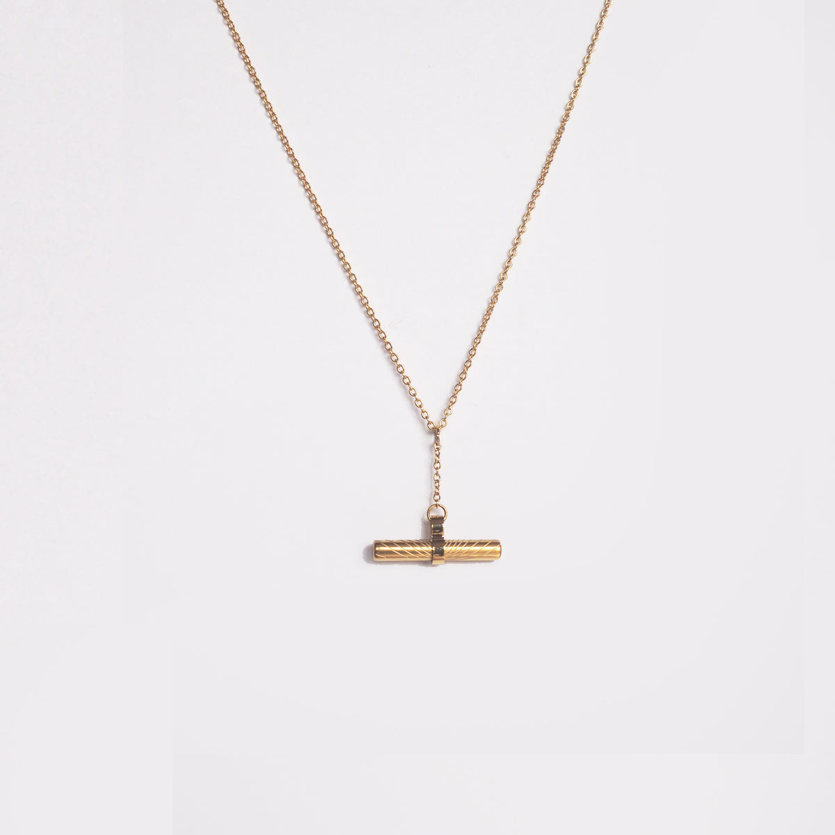 Nadine Engraving T-bar Necklace