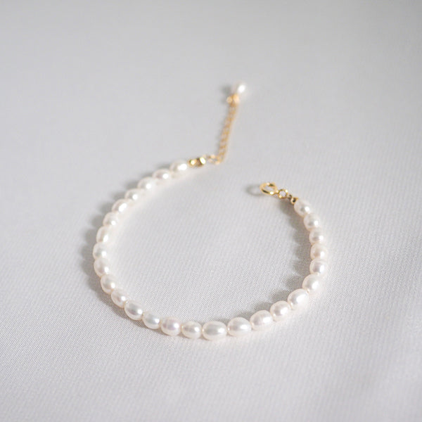 Maeve Pearls Bracelet
