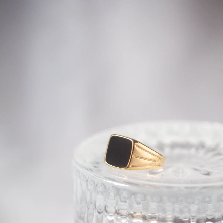 Vinga Black Bold Square Ring